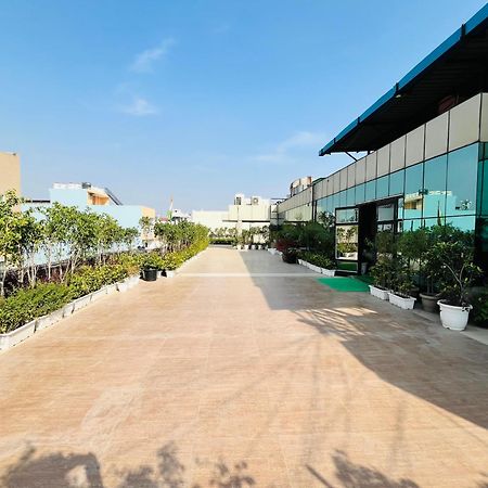 Airport Hotel Grand By Fantasia Neu-Delhi Exterior foto