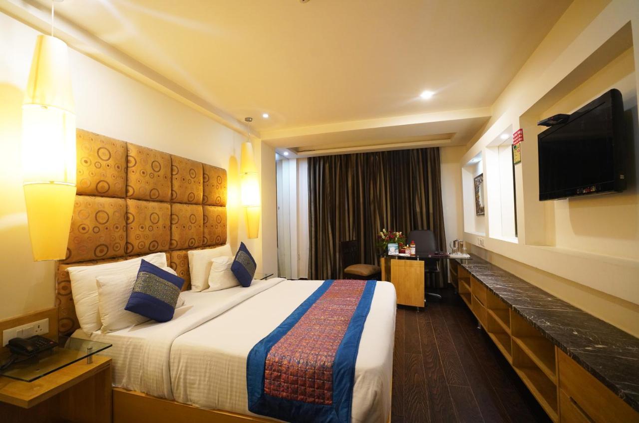 Airport Hotel Grand By Fantasia Neu-Delhi Exterior foto