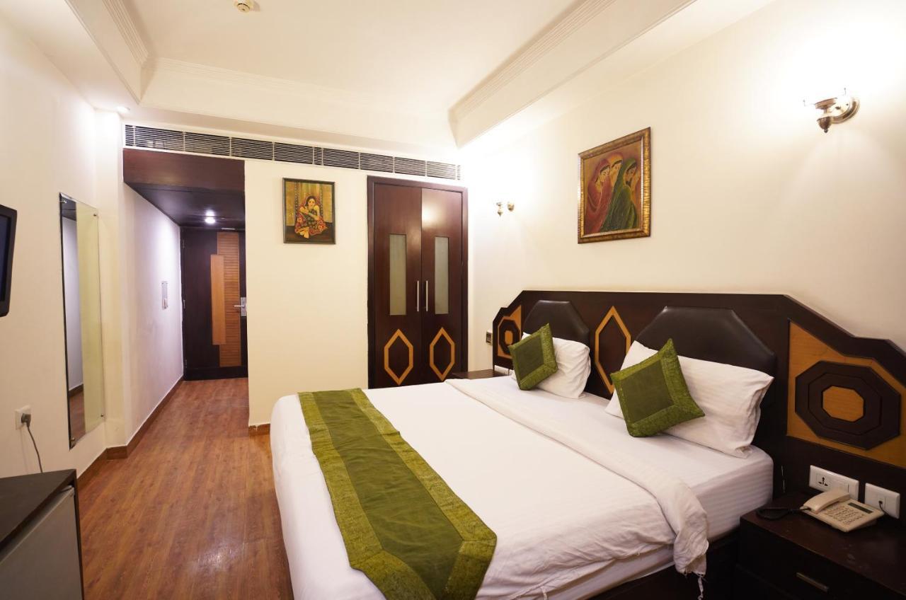 Airport Hotel Grand By Fantasia Neu-Delhi Exterior foto
