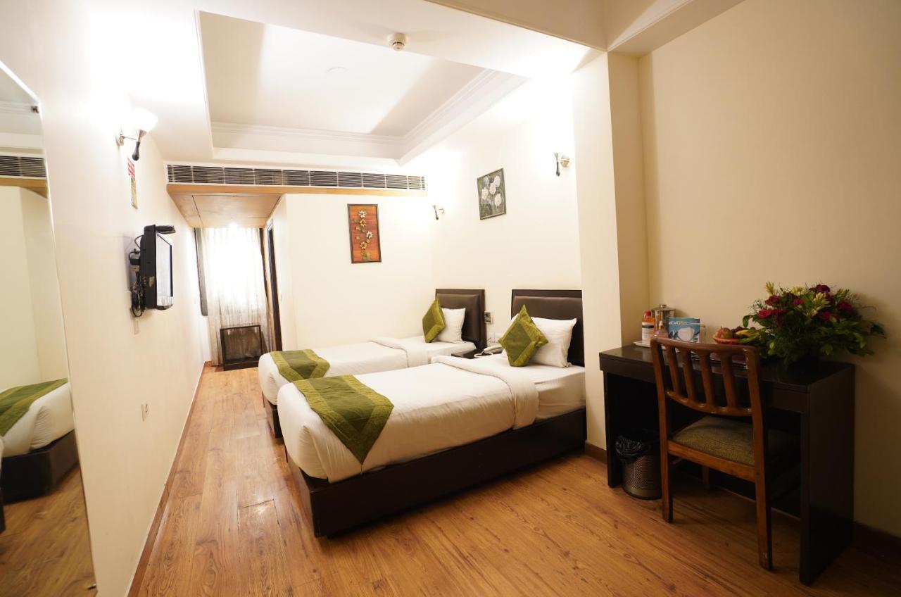 Airport Hotel Grand By Fantasia Neu-Delhi Exterior foto