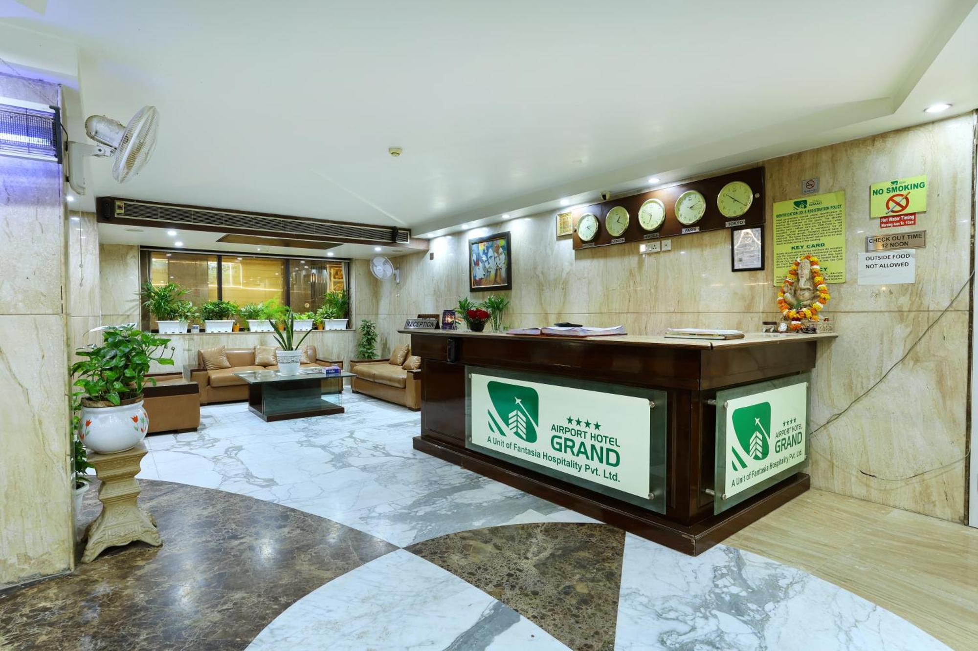Airport Hotel Grand By Fantasia Neu-Delhi Exterior foto