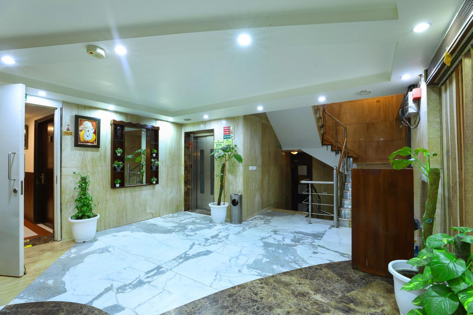 Airport Hotel Grand By Fantasia Neu-Delhi Exterior foto