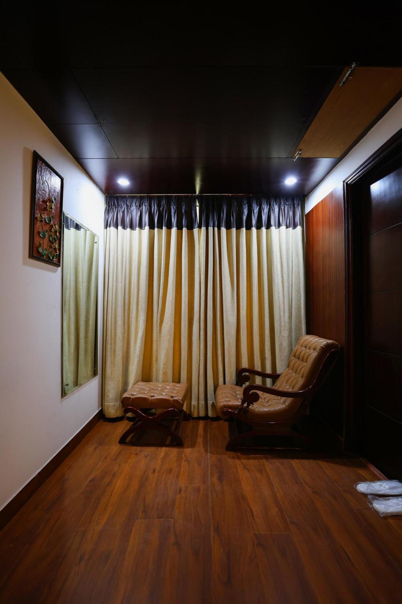 Airport Hotel Grand By Fantasia Neu-Delhi Exterior foto