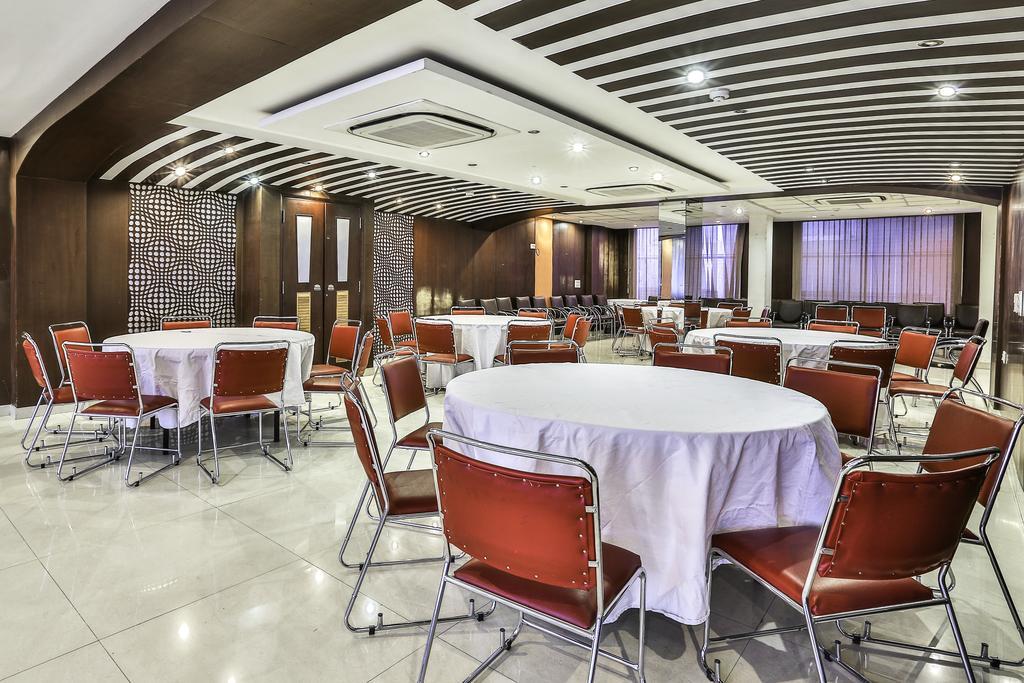 Airport Hotel Grand By Fantasia Neu-Delhi Exterior foto