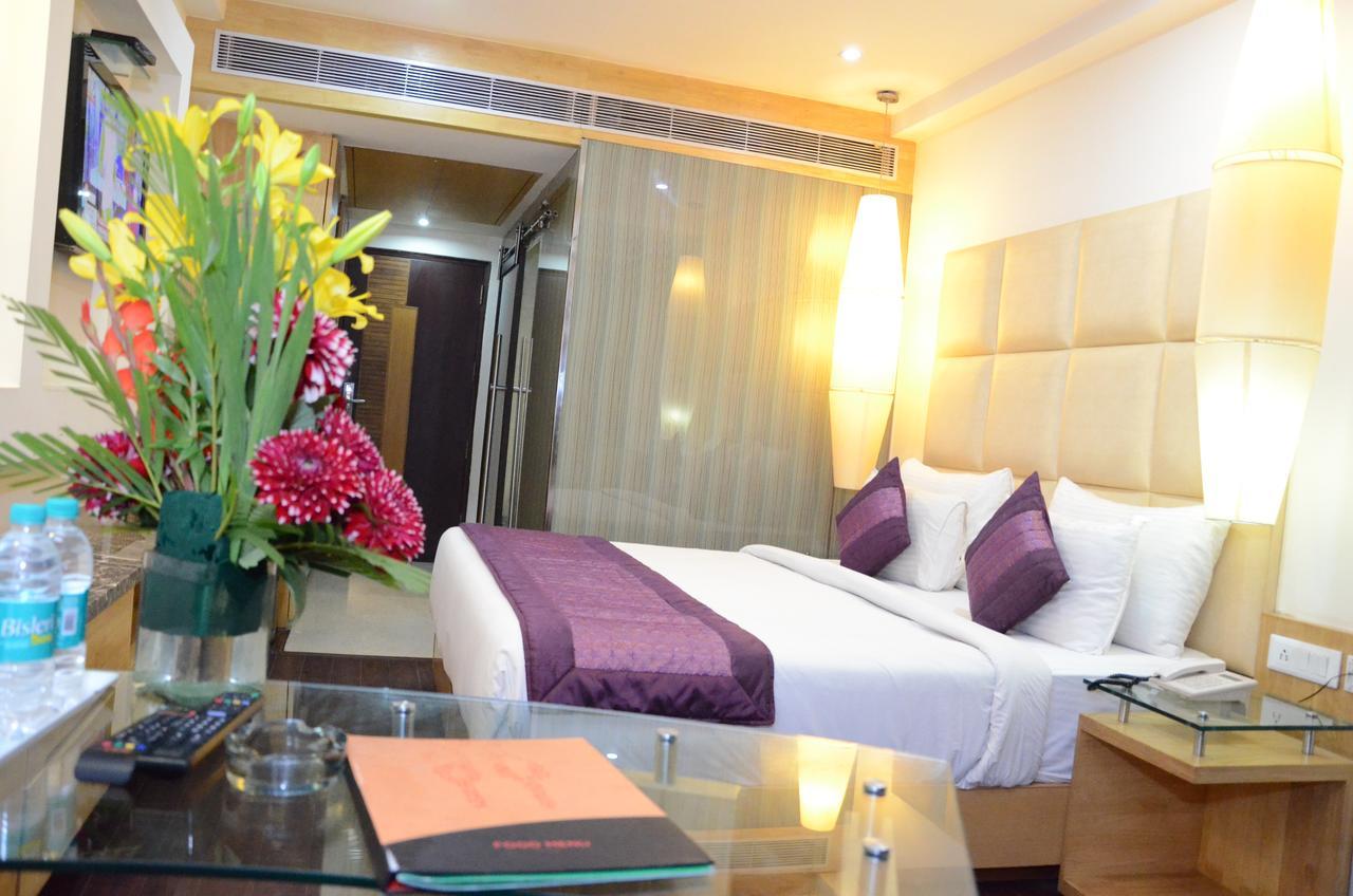 Airport Hotel Grand By Fantasia Neu-Delhi Exterior foto