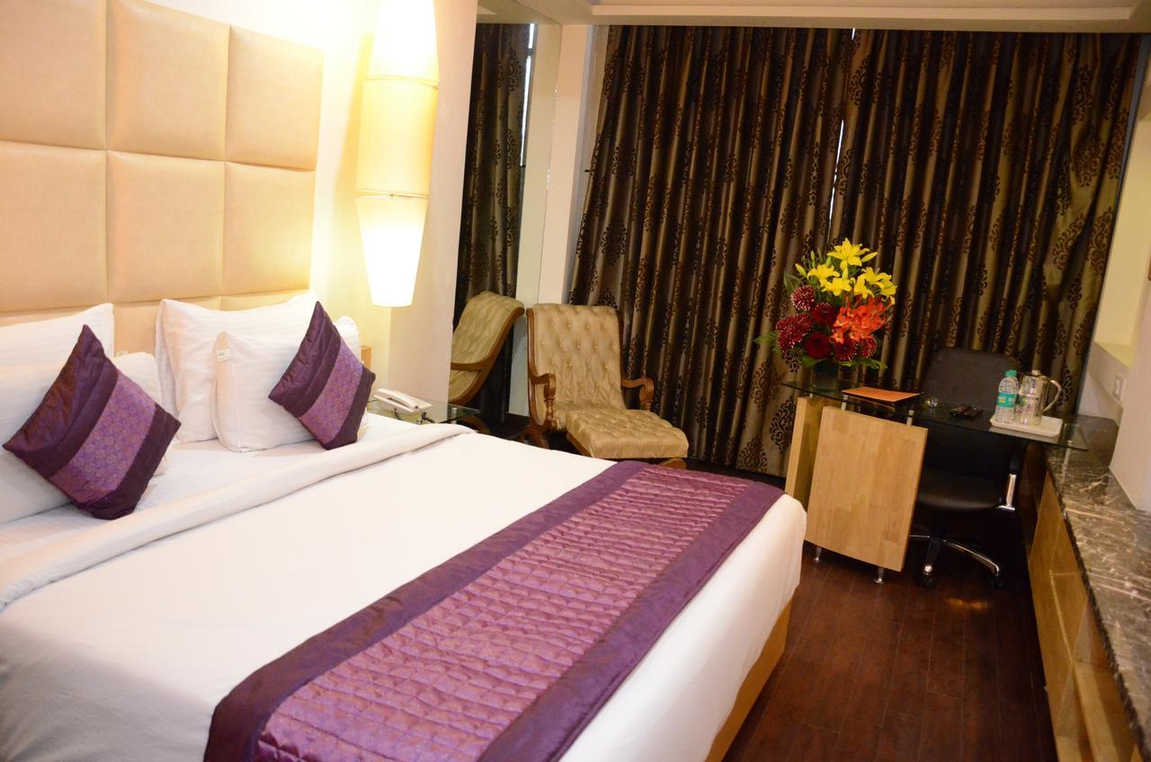 Airport Hotel Grand By Fantasia Neu-Delhi Exterior foto
