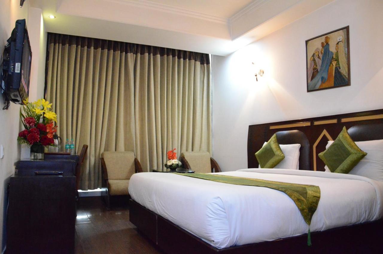 Airport Hotel Grand By Fantasia Neu-Delhi Exterior foto
