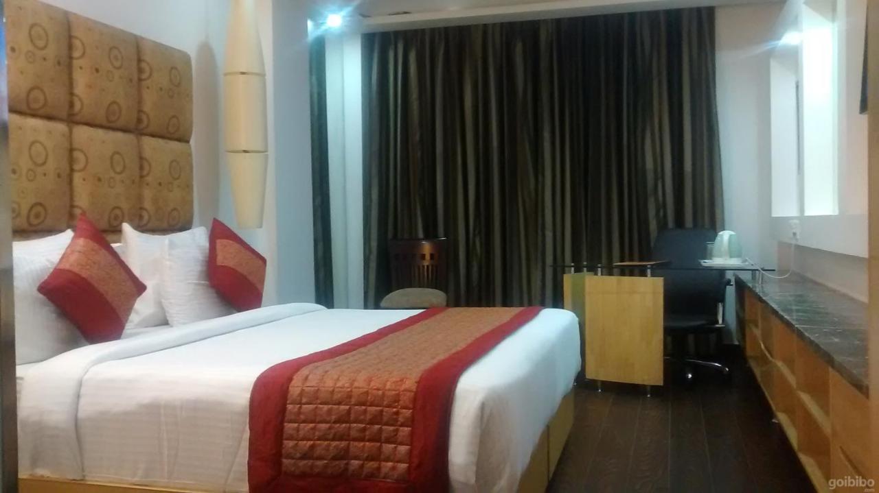 Airport Hotel Grand By Fantasia Neu-Delhi Exterior foto